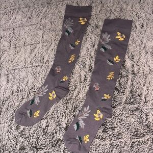 Floral Patterned Gray Women's Compression Socks